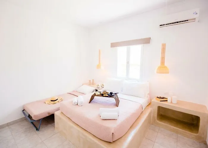 Santorini's Diamond *