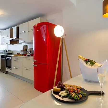 Santorini's Diamond Hébergement de vacances Karterados (Santorini)