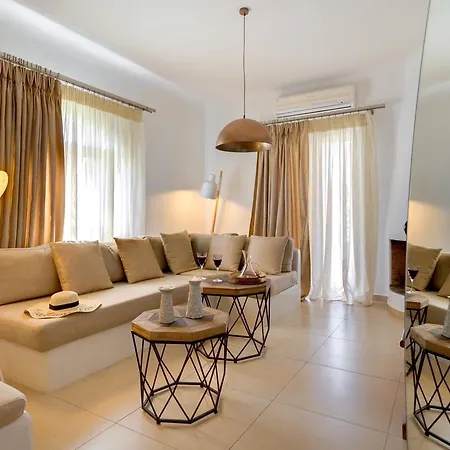 Tatil Evi Santorini's Diamond Karterados (Santorini)