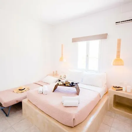 Santorini's Diamond *