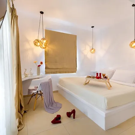 Santorini's Diamond