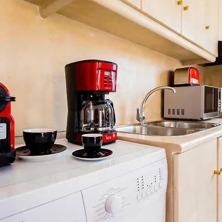 Santorini's Diamond Karterados (Santorini)