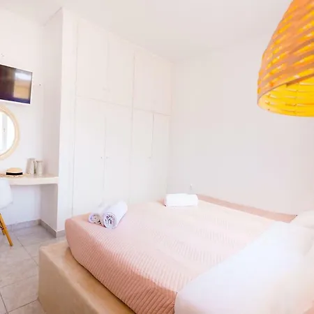 Santorini's Diamond *